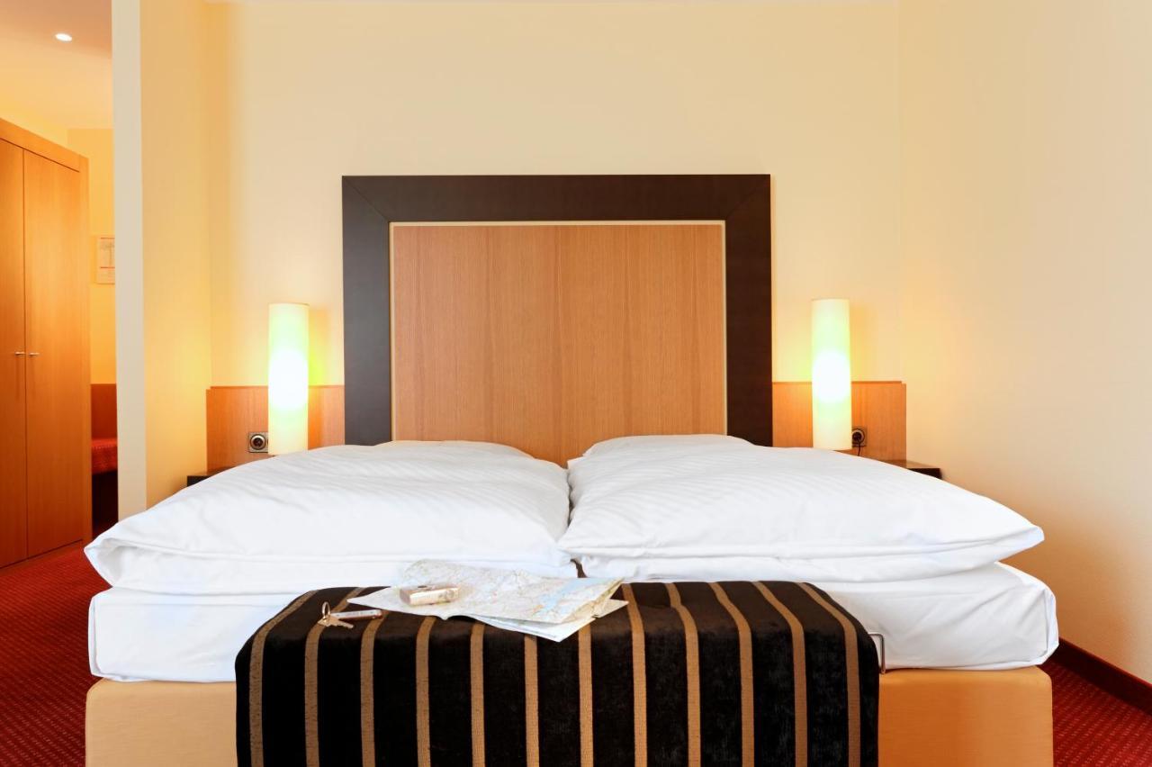 Romantik Hotel Waldschloesschen Schleswig Dış mekan fotoğraf