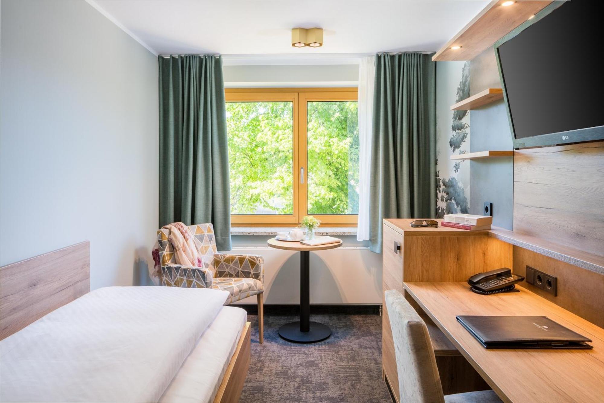 Romantik Hotel Waldschloesschen Schleswig Dış mekan fotoğraf